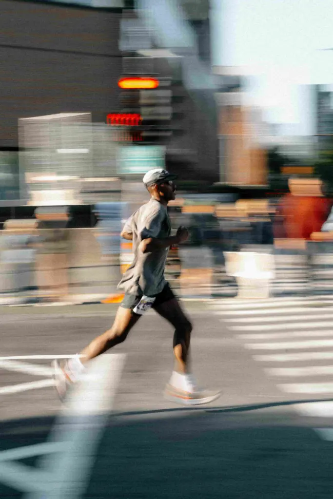 NOMOVO Runners Athlete Image 010